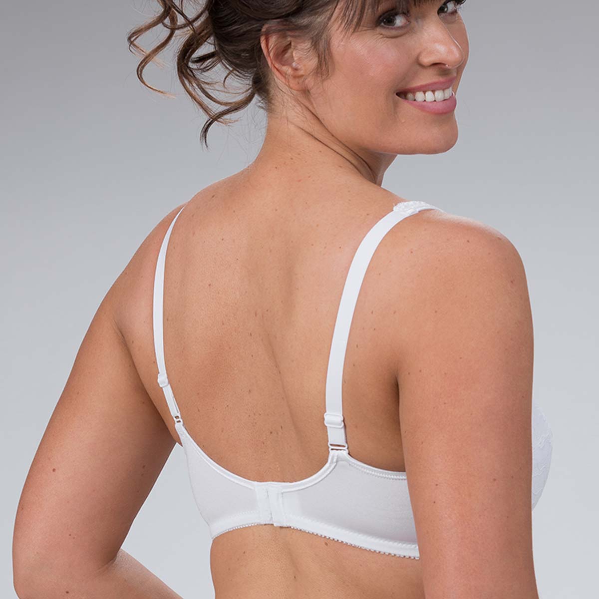 Trofé Livia BH uden bøjle, hvid - 10186 - 1000 - White