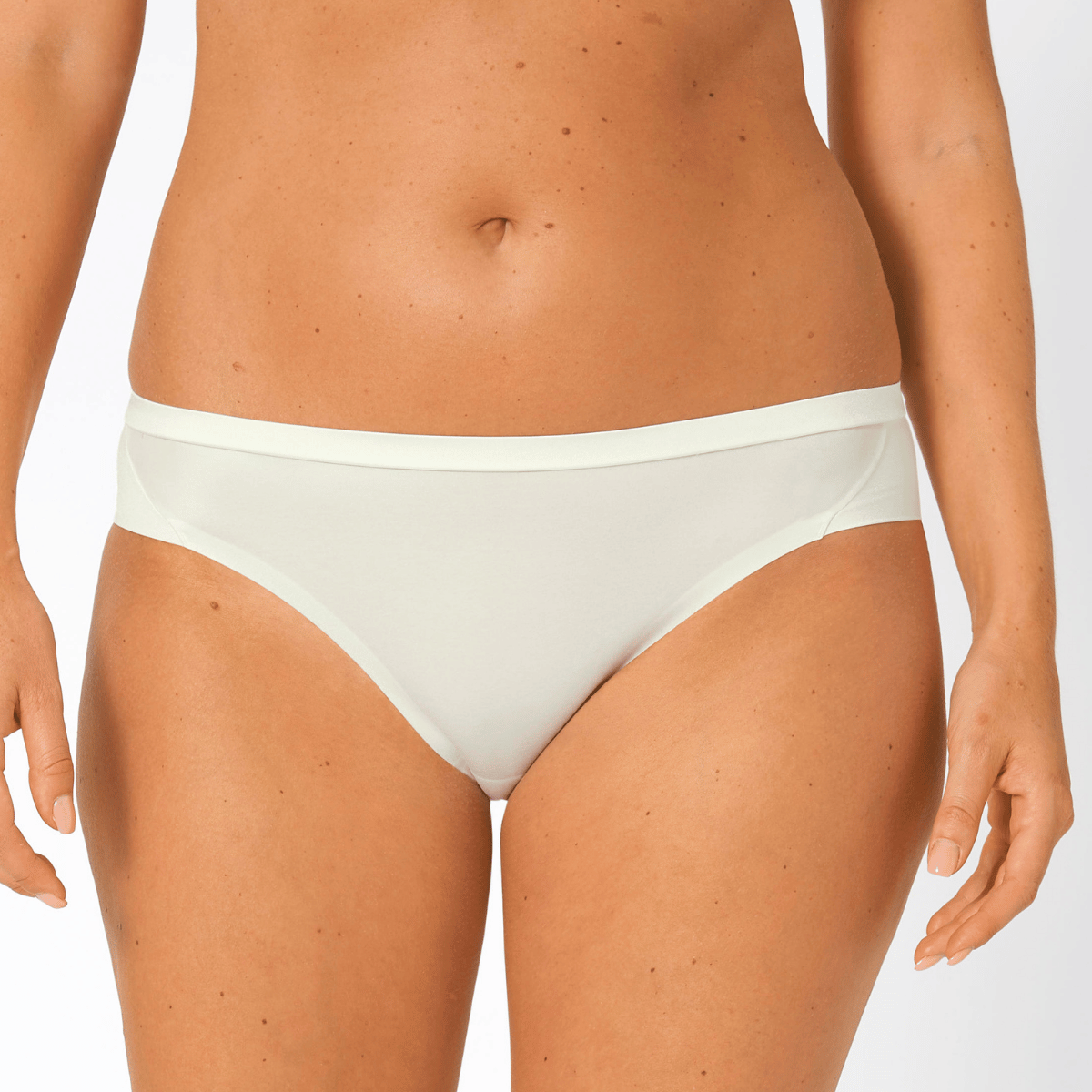 Triumph Body Make-up Soft Touch tai trusse, natural - 10193650 - 00GT - Vanille