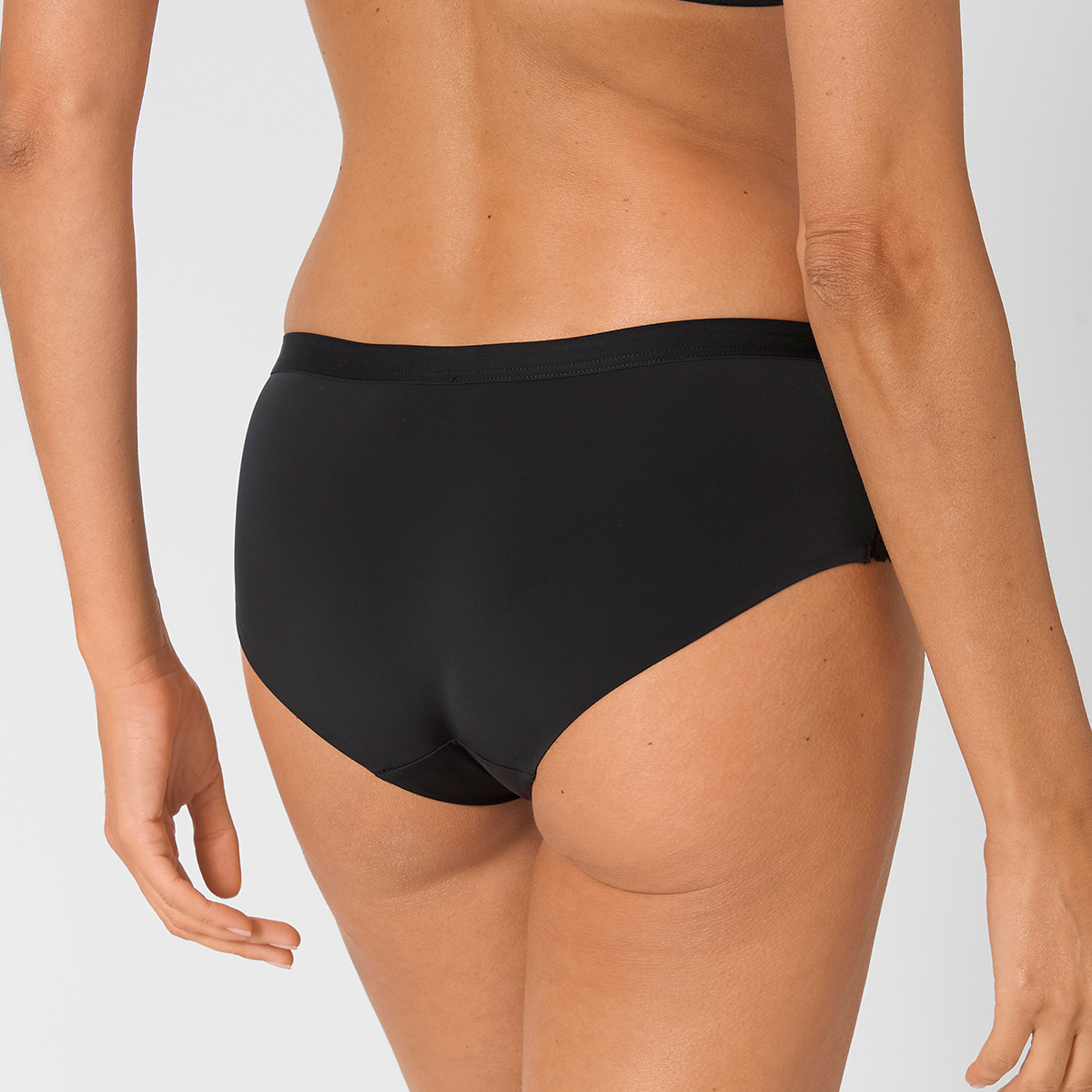 Triumph Aura Spotlight maxi trusse, sort - 10207997 - 0004 - Black