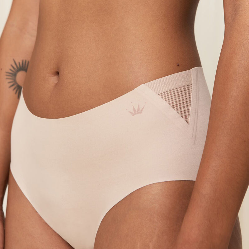 Triumph Flex Smart maxi trusse, nude - 10213145 - 7747 - Soft Praline