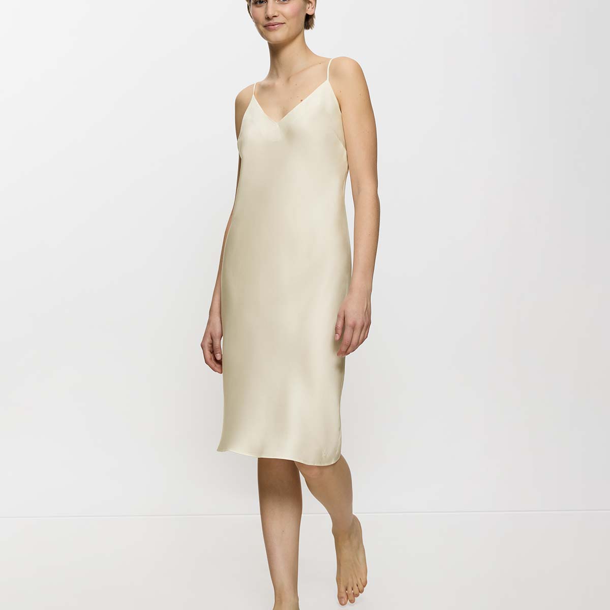 Triumph Silky Sensuality natkjole, natural - 10216557 - 1595 - Ecru White