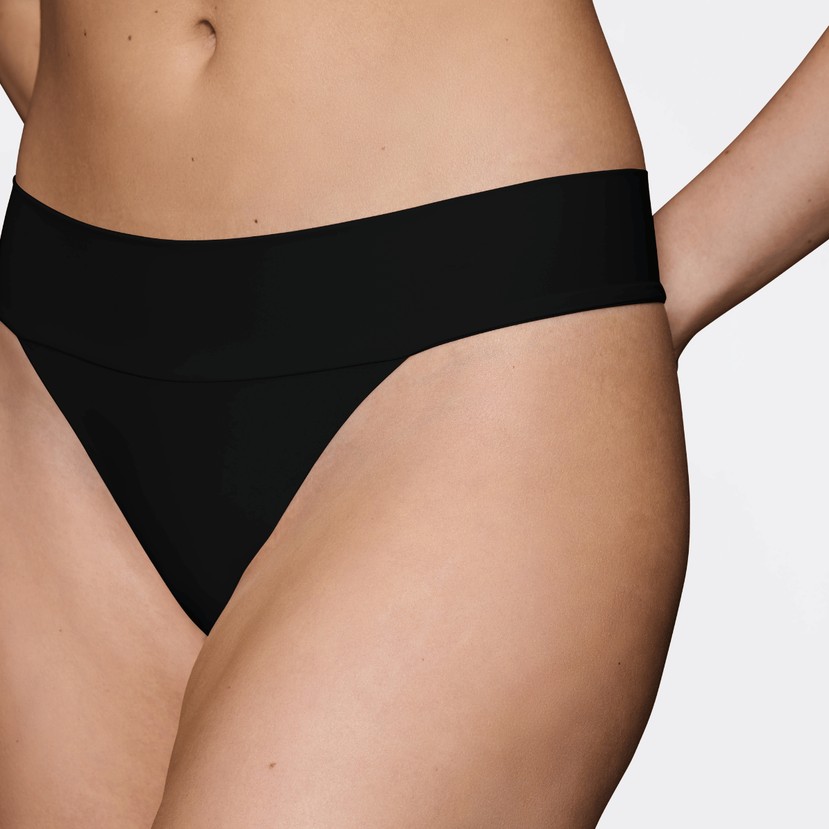 Triumph Body Make-Up Illusion g-streng, sort - 10218386 - 0004 - Black