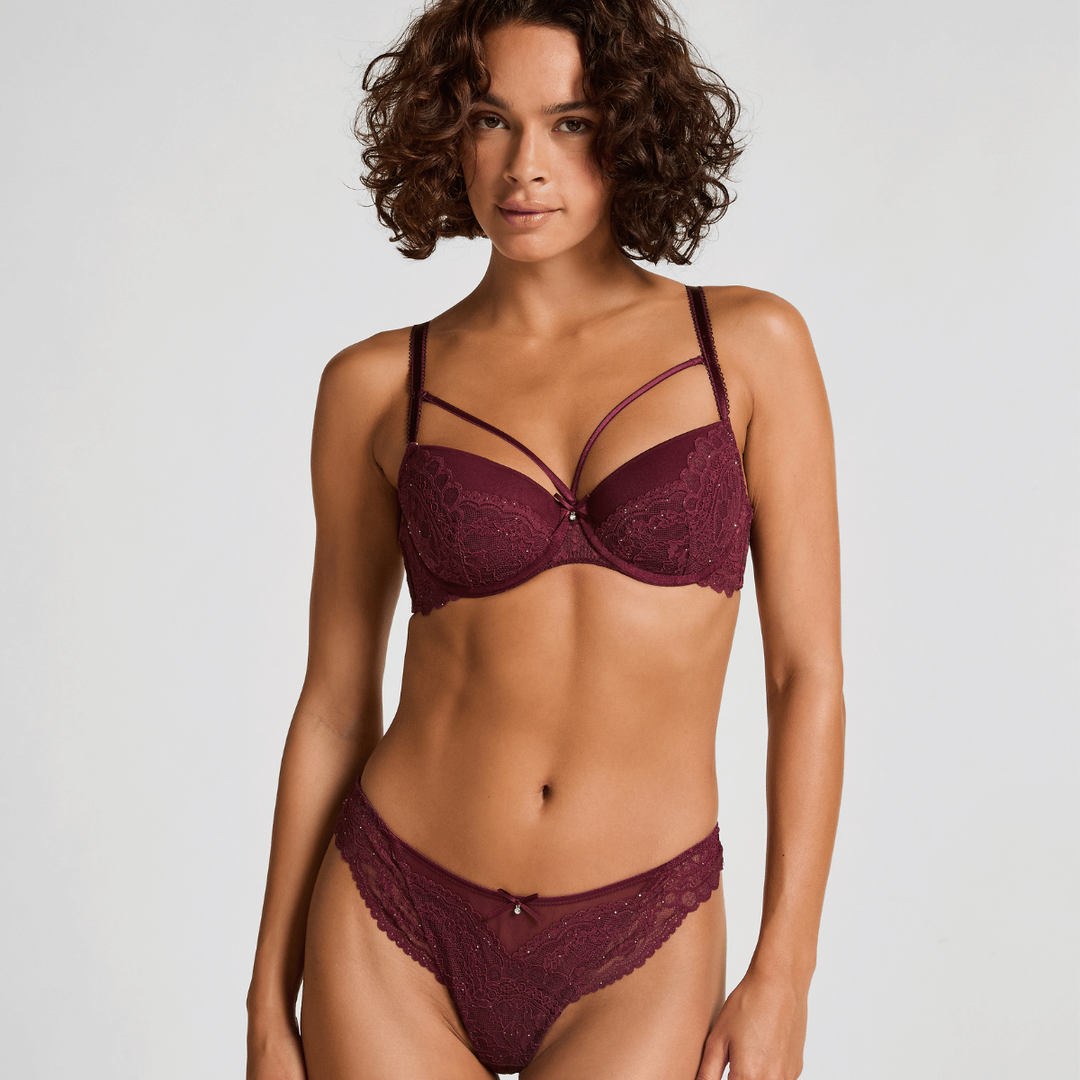 Hunkemöller Isadora BH med bøjle, rød - 302412 - ZINFANDEL - Zinfandel