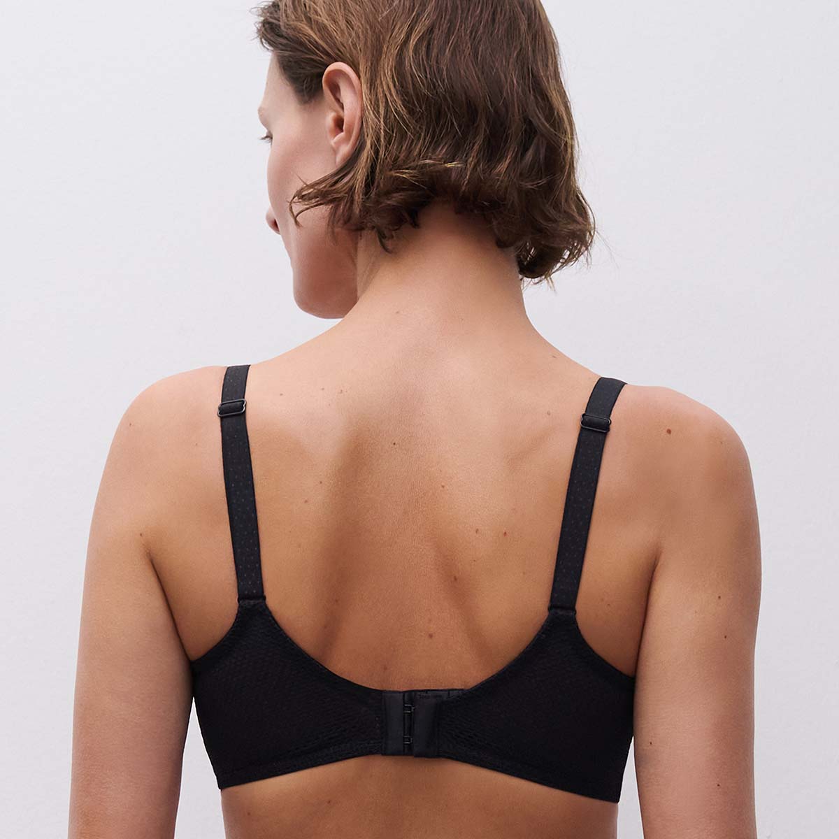 Chantelle Fleurs BH med bøjle, sort - C12M50 - 011 - Black