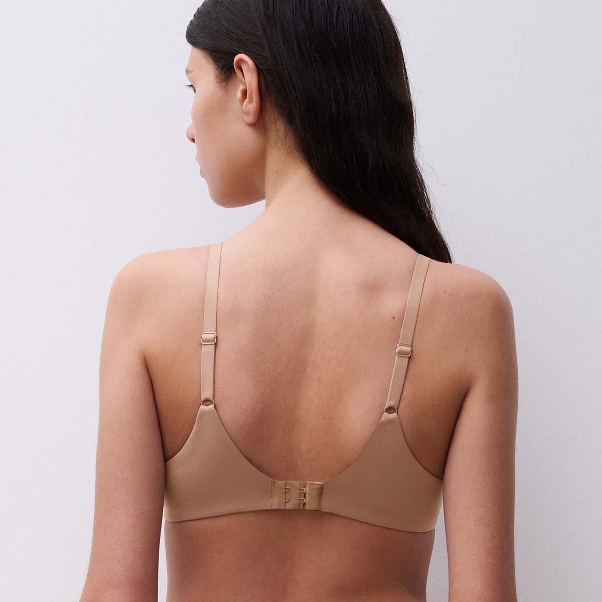 Chantelle EasyFeel Norah BH med bøjle, brun - C13F10 - 02T - Coffee Latte