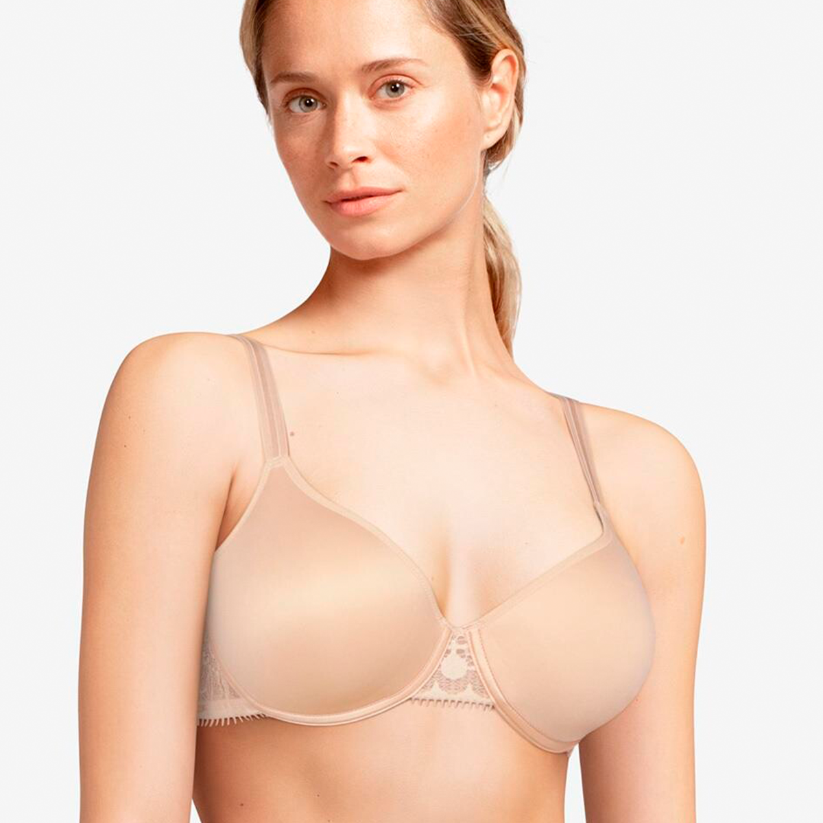 Chantelle Day to night BH med bøjle, beige - C15F60 - 01N - Golden Beige