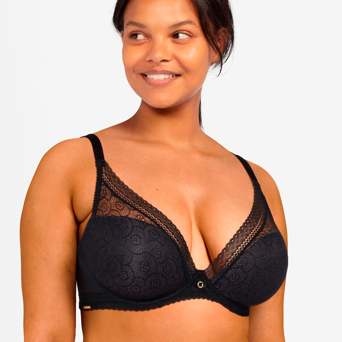 Chantelle Festivite BH med bøjle, sort - C36820 - 011 - Black