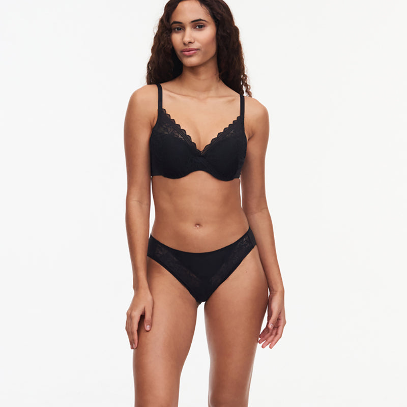 Chantelle EasyFeel Floral Touch BH med bøjle, sort - C94260 - 011 - Black