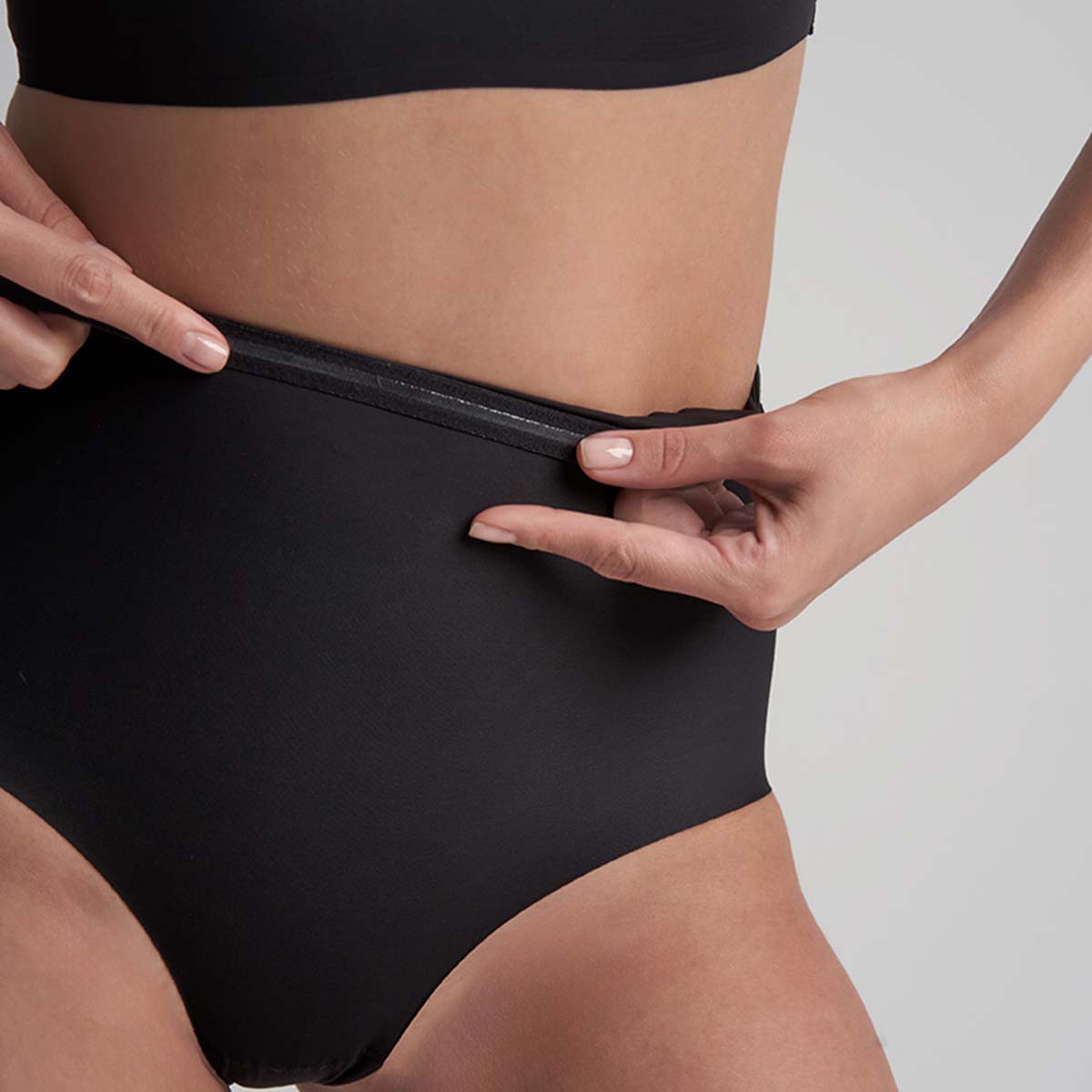 Bye Bra Sculpting Mid Waist maxi trusse, sort - SCPMWB - Black - Black