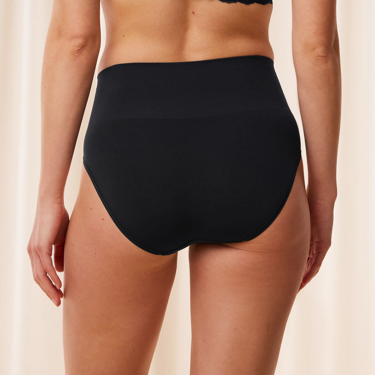 Triumph Soft Sculpt maxi trusse, sort - 10219736 - 0004 - Black