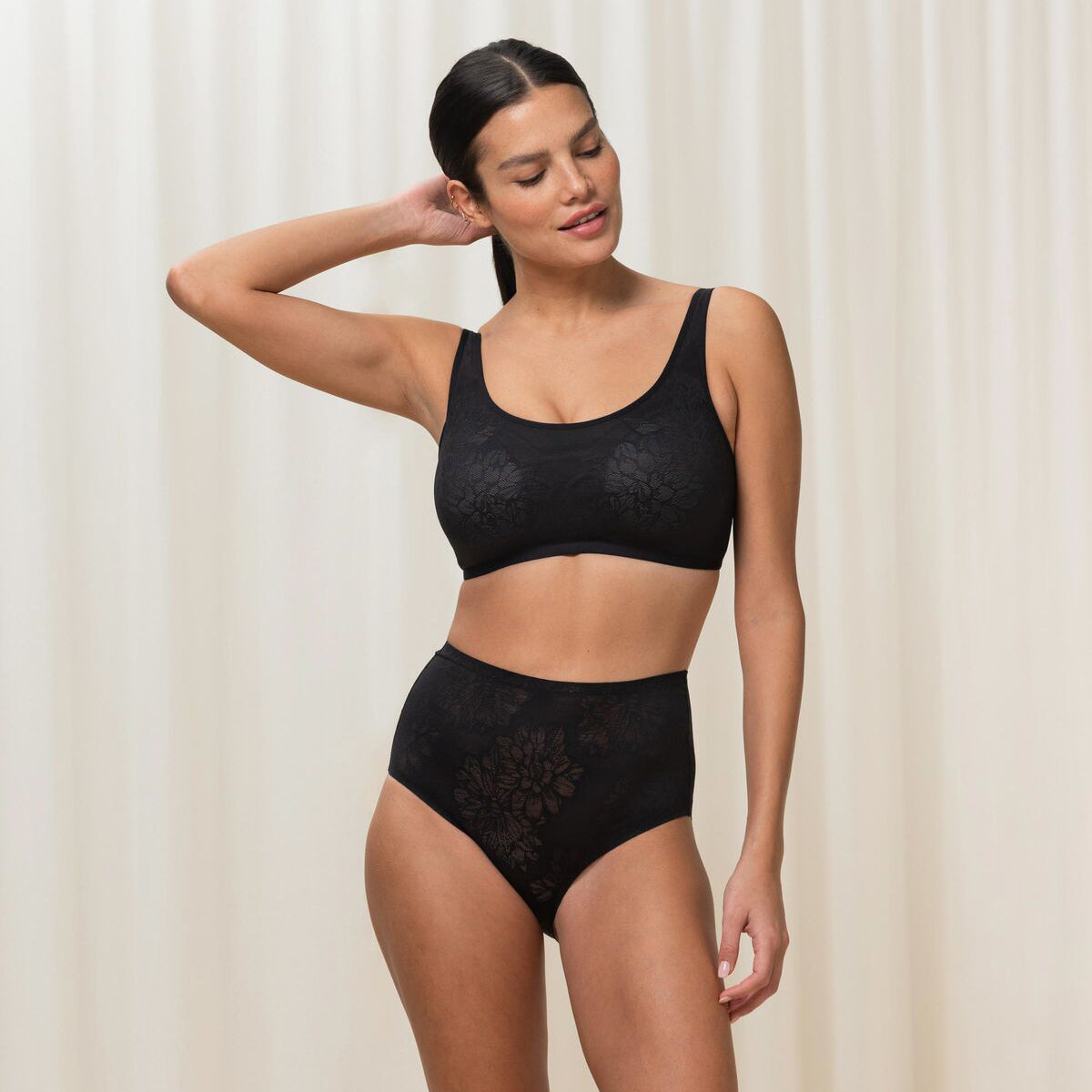 Triumph Fit Smart P BH uden bøjle, sort - 10202460 - 0004 - Black