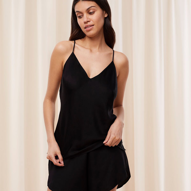 Triumph Silky Sensuality pyjamas, sort - 10216532 - 0004 - Black