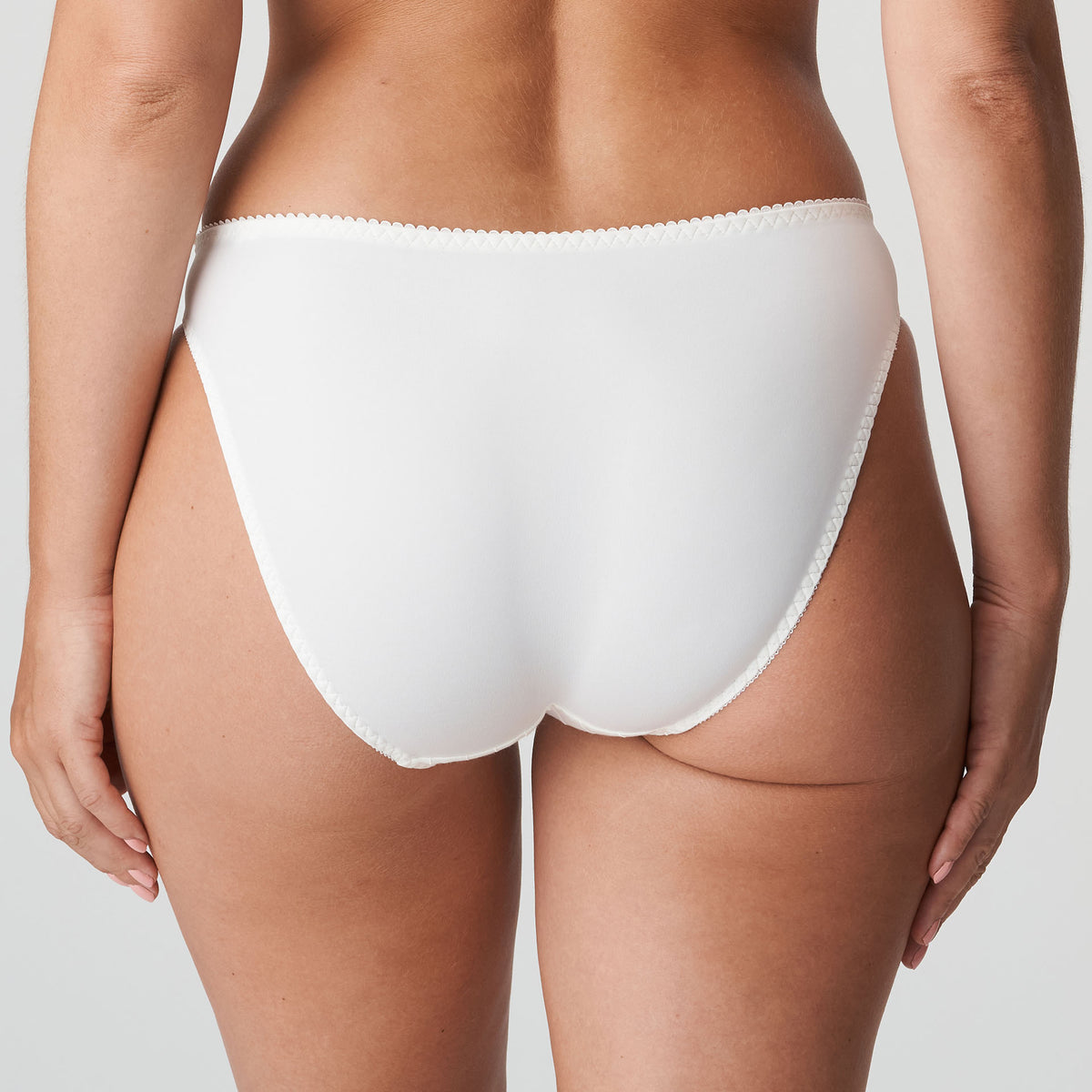 PrimaDonna Deauville tai trusse, natural - 0561810 - NAT - Natural