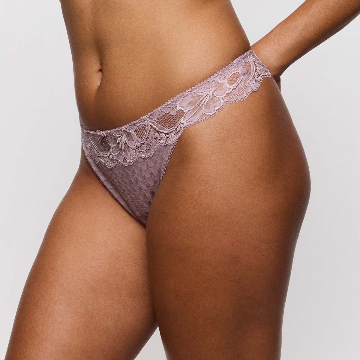 PrimaDonna Madison g-streng, lilla - 0662125 - SOF - Soft Sand