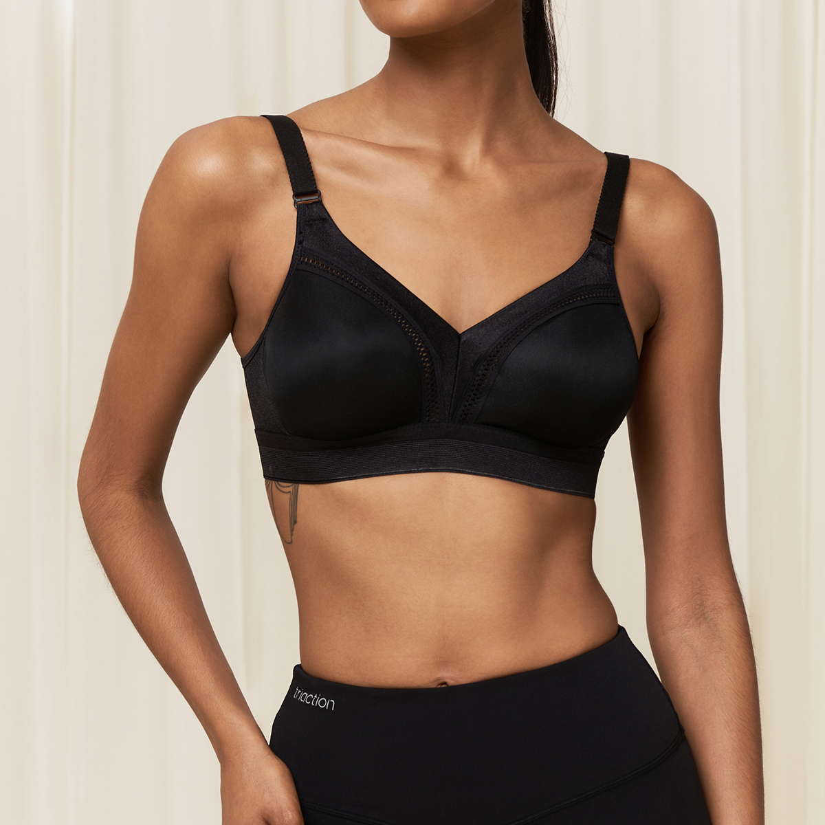 Triumph Triaction Workout N sports BH, sort - 10006486 - 0004 - Black