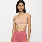 Triumph Triaction Hybrid Lite P sports BH, lyserød - 10162782 - 3422 - Peach