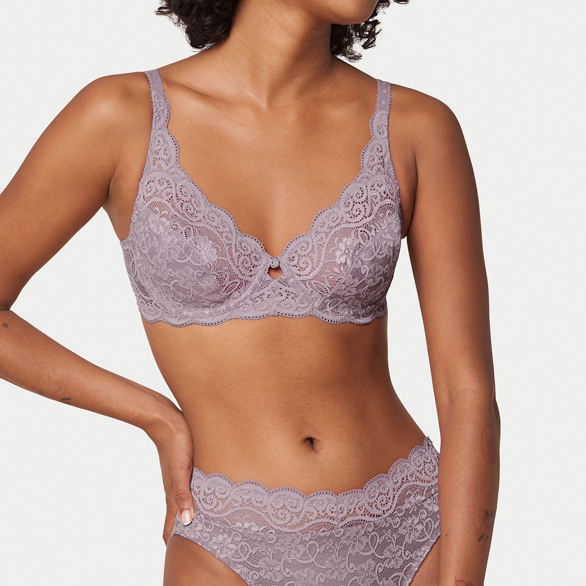 Triumph Amourette 300 W BH med bøjle, lilla - 10166797 - 3645 - Perola