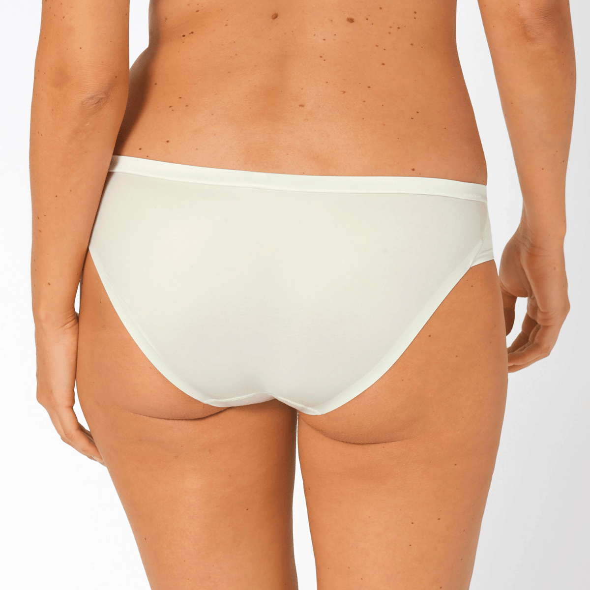 Triumph Body Make-up Soft Touch tai trusse, natural - 10193650 - 00GT - Vanille