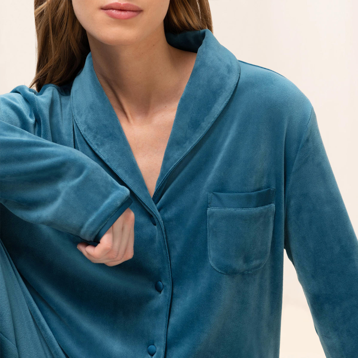 Triumph Mix & Match Velour Boyfriend natskjorte, blå - 10213389 - 1692 - Smoky Blue