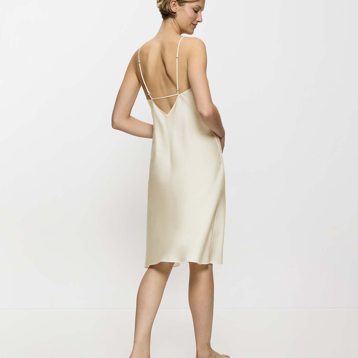 Triumph Silky Sensuality natkjole, natural - 10216557 - 1595 - Ecru White