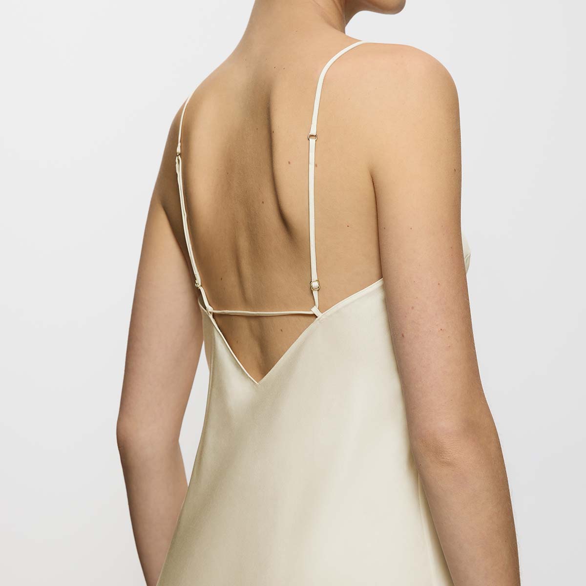 Triumph Silky Sensuality natkjole, natural - 10216557 - 1595 - Ecru White
