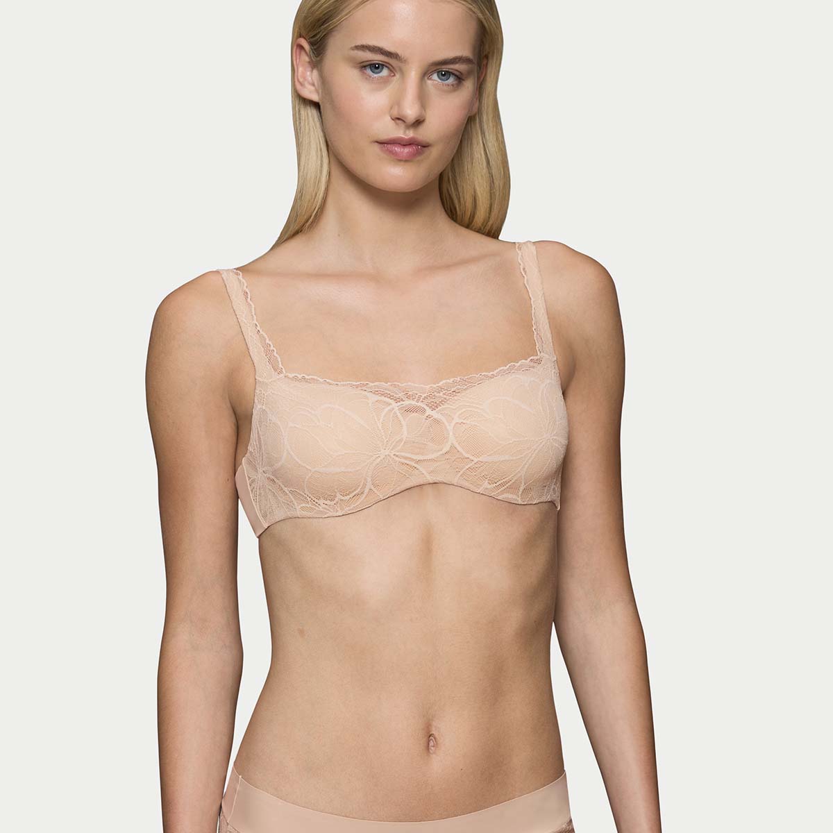 Triumph Body Make-Up Illusion Lace balconette BH, beige - 10219845 - 00NZ - Nude Beige