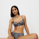 Triumph Sensual Spotlight W BH med bøjle, grå - 10219847 - 00DK - Pebble Grey