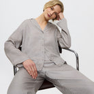 Triumph Silky Sensuality natskjorte, grå - 10221063 - 7816 - Silent Grey