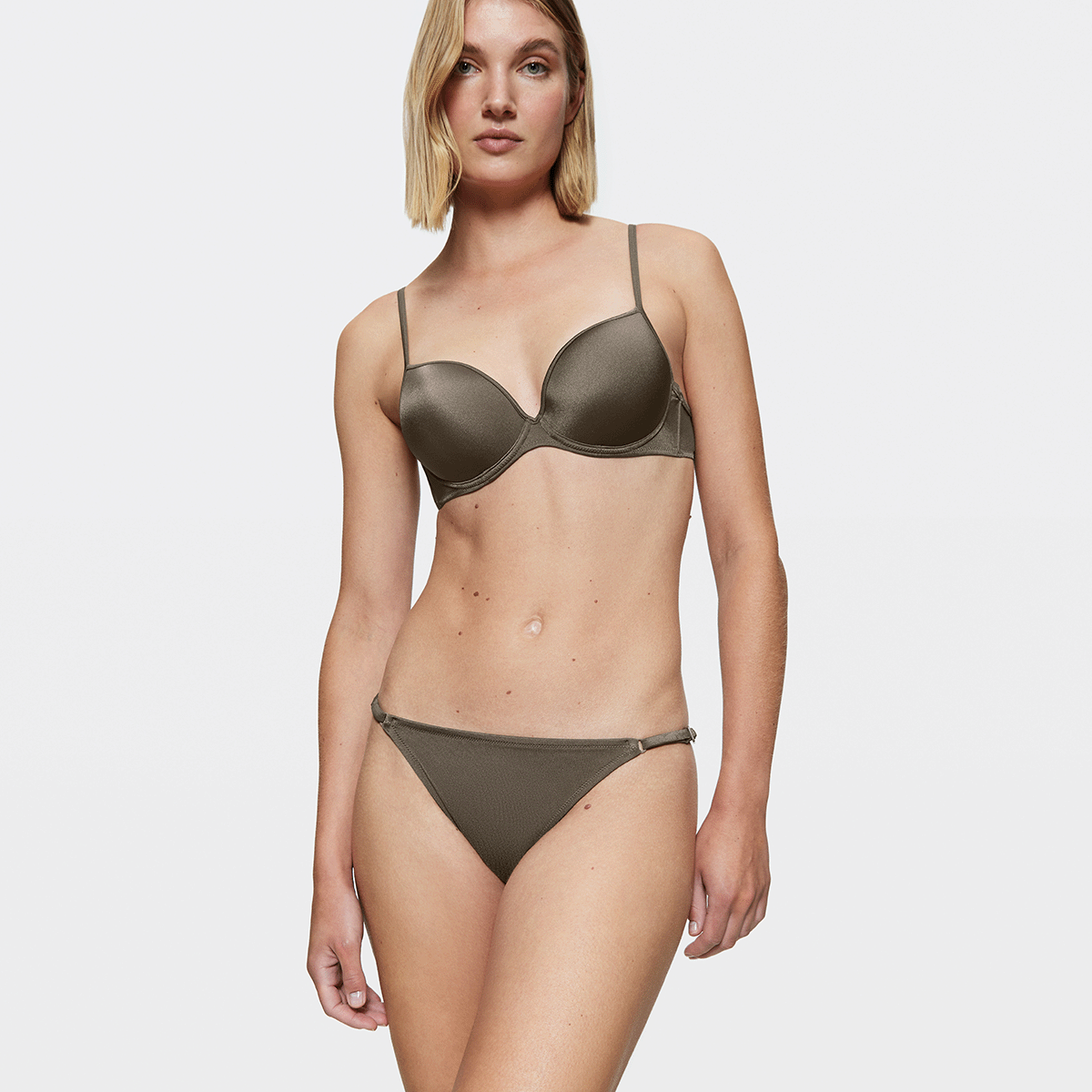 Triumph Midnight Rio tanga bikinitrusse, grøn - 10222211 - 3462 - Havanna