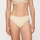 Triumph Pretty Micro tai trusse, creme - 10222241 - 6720 - Creamy Dream