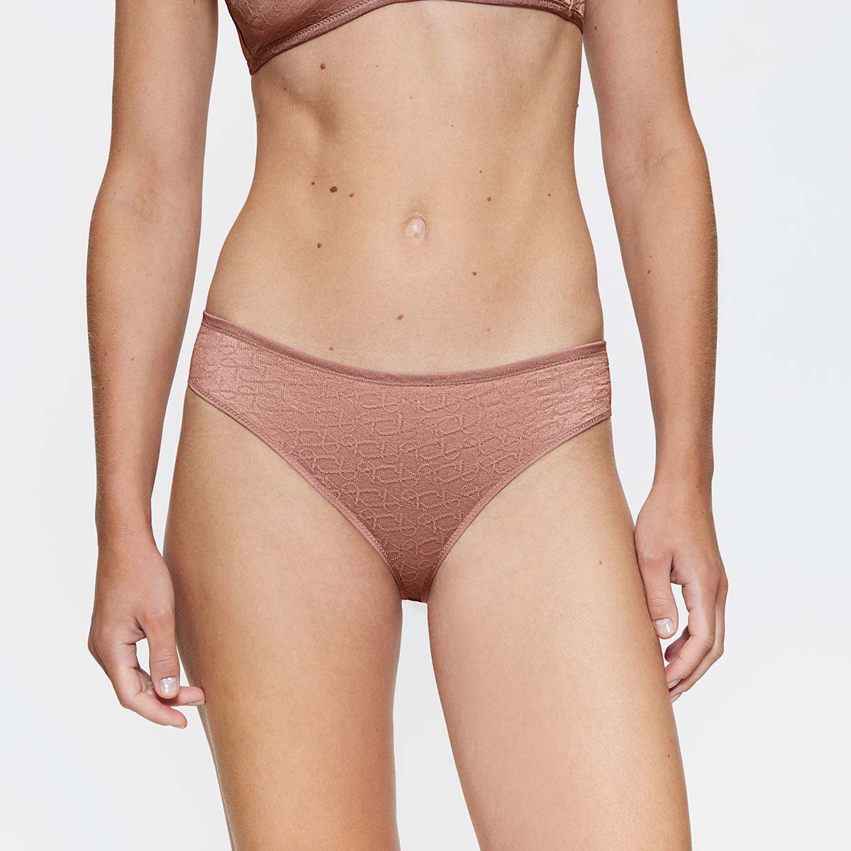 Triumph Signature Sheer tai trusse, brun - 10222554 - 6901 - Toasted Almond