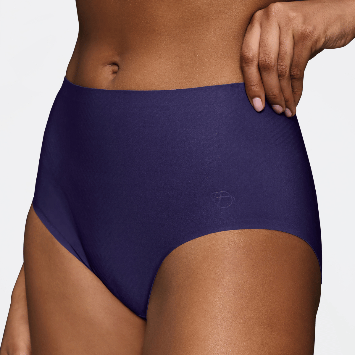 Triumph Body Make-Up Illusion Curve maxi trusse, lilla - 10224802 - 00TS - Prussian Blue