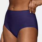 Triumph Body Make-Up Illusion Curve maxi trusse, lilla - 10224802 - 00TS - Prussian Blue