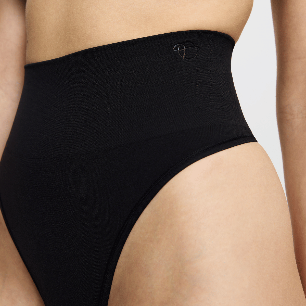 Triumph Soft Sculpt Bandeau 2-pak g-streng, sort - 10224937 - 0004 - Black