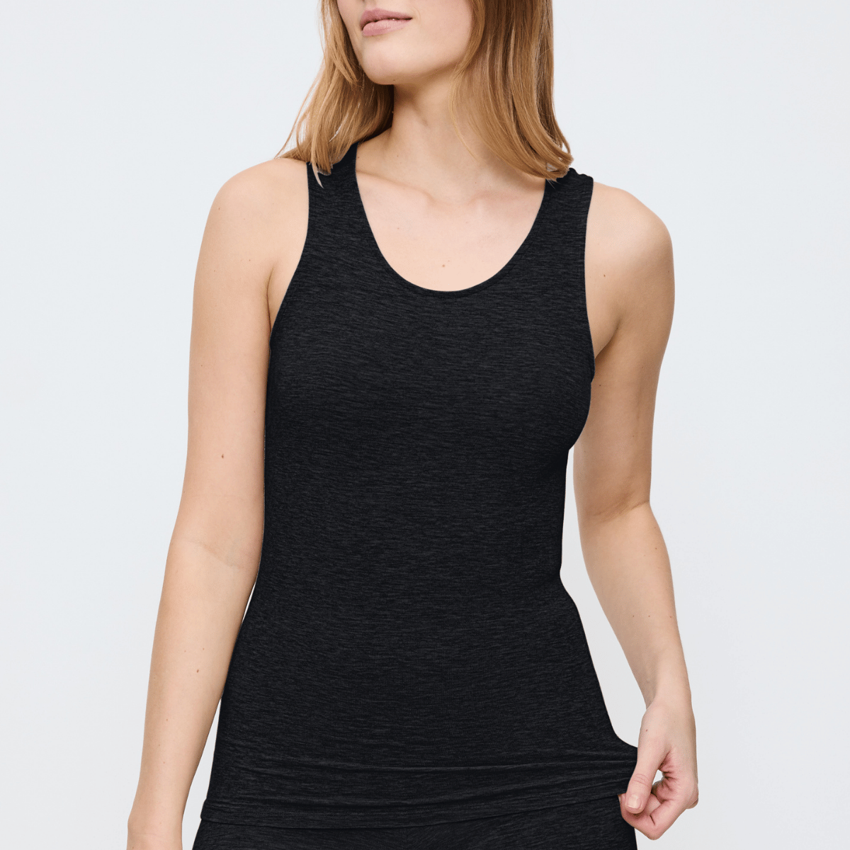 Triumph Beauty Layers uldundertrøje, sort - 10225621 - 0004 - Black