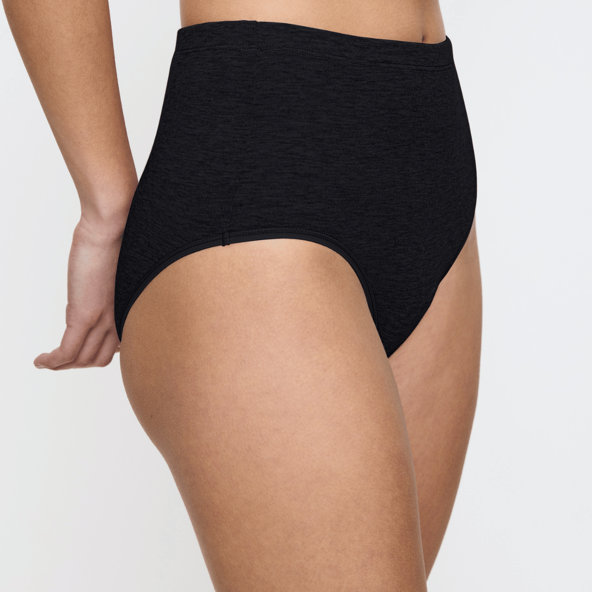 Triumph Beauty Layers maxi trusse, sort - 10225657 - 0004 - Black