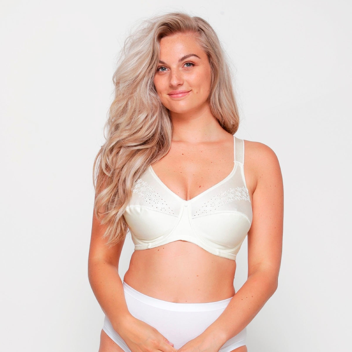 LingaDore Lisette BH uden bøjle, creme - 1341 - 04 - Ivory