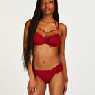 Hunkemöller Scallop Rio bikini top med bøjle, rød - 200922 - RHUBARB - Rhubarb