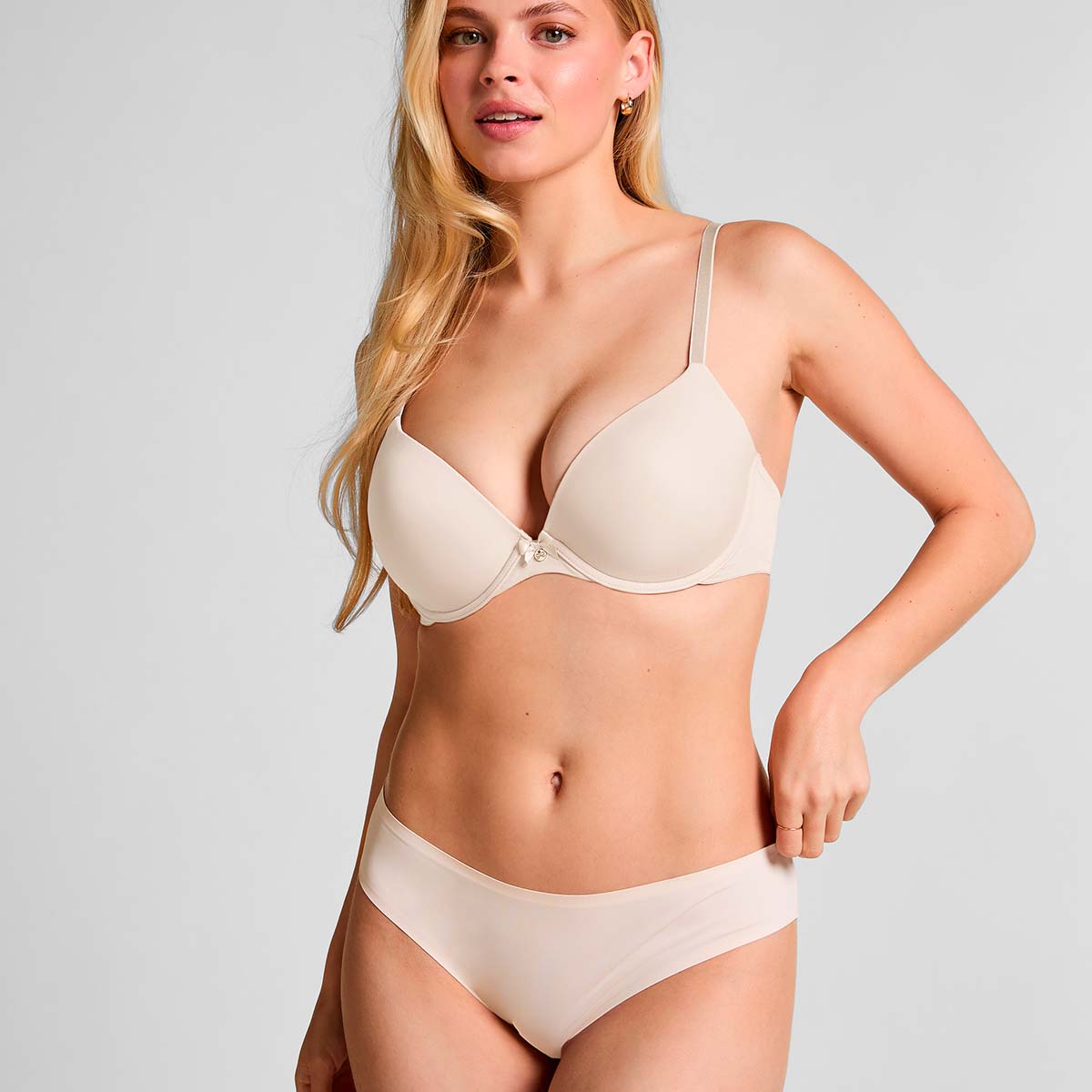 Hunkemöller P&M BH med bøjle, nude - 202107 - LINEN - Linen