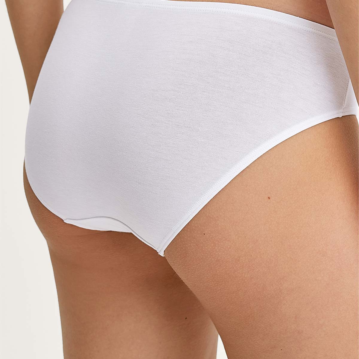 Calida Essential Cotton tai trusse, hvid - 22834 - 001 - White