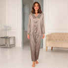 Lady Avenue Satin pyjamas, brun - 48-3010 - 229 - Moon Rock