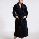 Calida Cosy Shower badekåbe, blå - 61302 - 714 - New Dark Lapis Blue