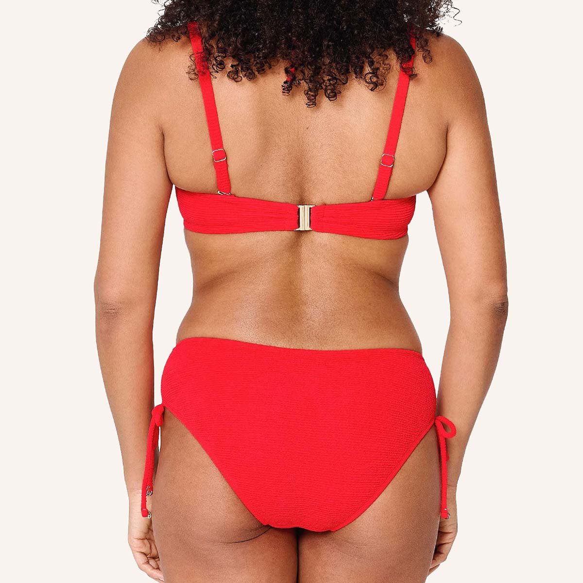 LingaDore Stand Out tai bikinitrusse, rød - 8202B-1 - 341 - Venere Red
