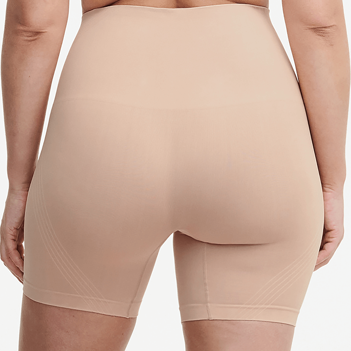 Chantelle Smooth Comfort Shapewear Biker shorts, nude - C10U40 - 00Q - Clay Nude