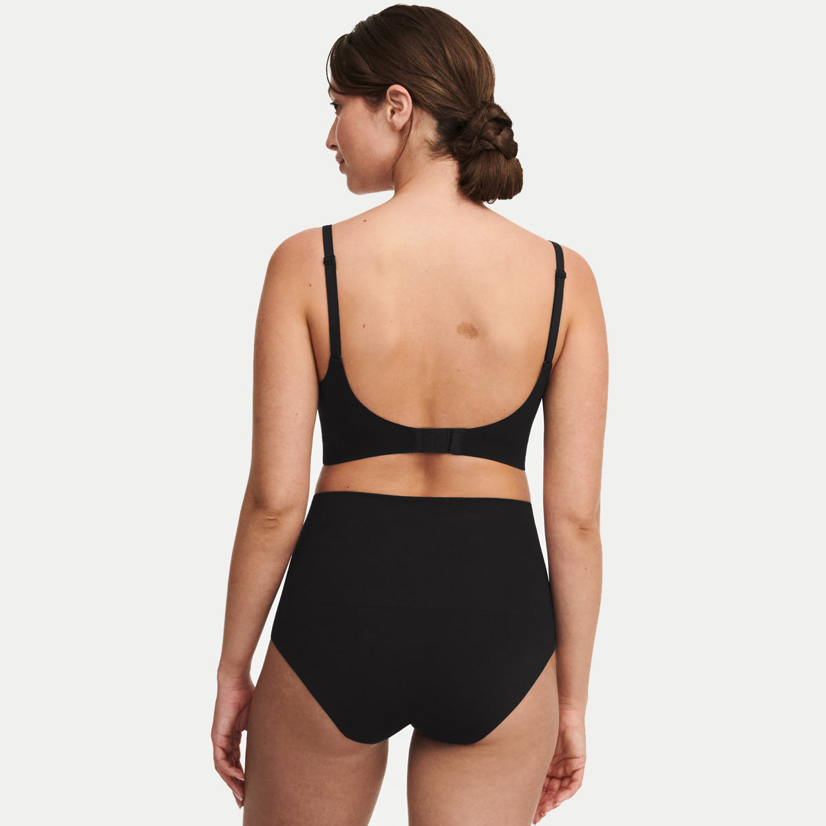 Chantelle Smooth Comfort Shapewear trusse, sort - C10U70 - 011 - Black