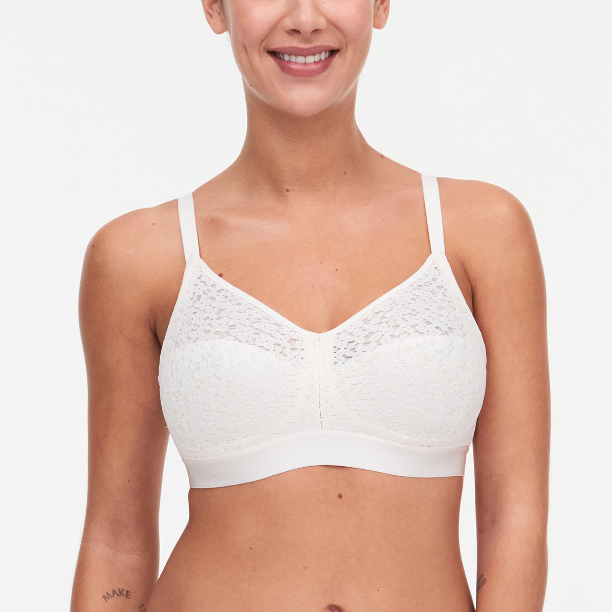 Chantelle EasyFeel Norah BH uden bøjle, natural - C13F80 - 0NL - Talc