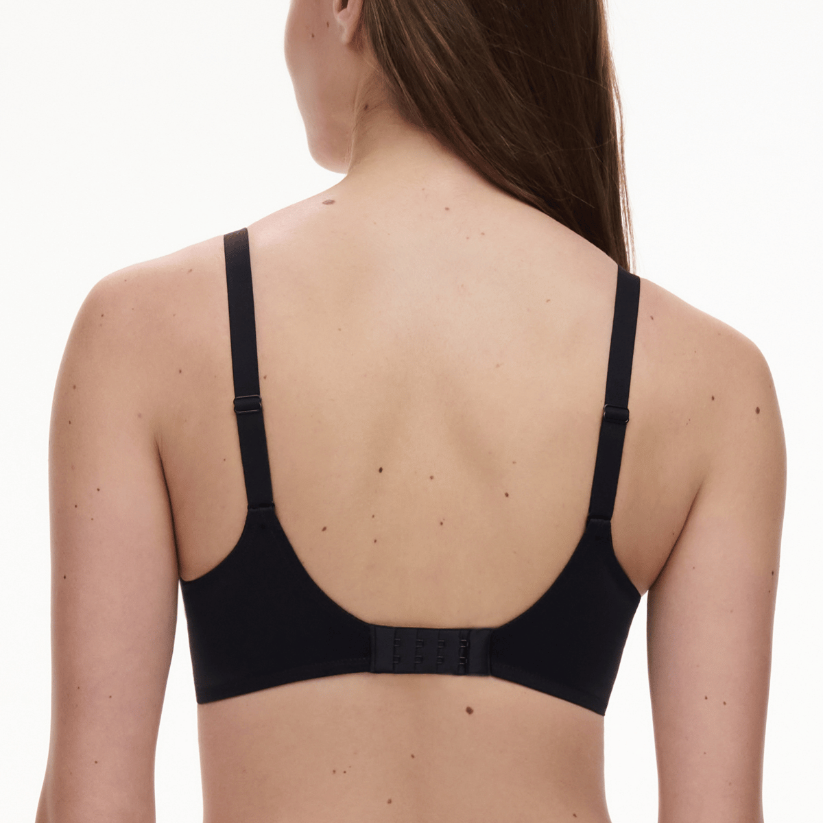 Chantelle Intrigue BH med bøjle, sort - C13WN1 - 011 - Black
