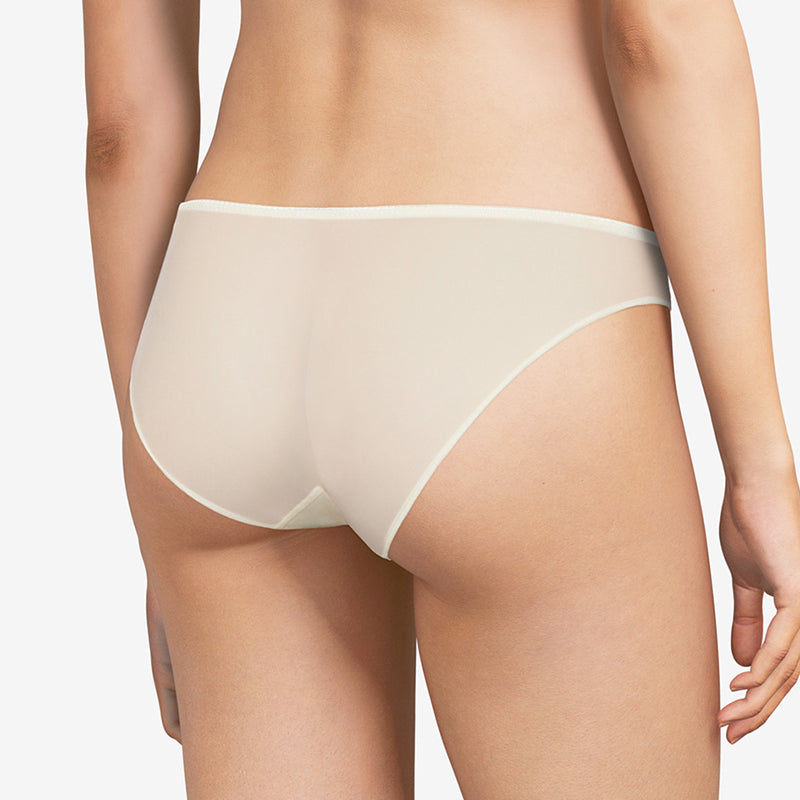 Chantelle Champs Elysées brazilian trusse, natural - C26030 - 035 - Ivory