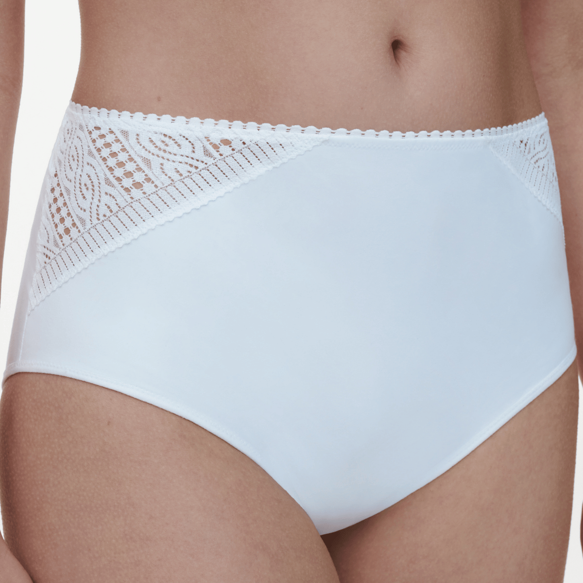 Chantelle Easyfeel Easy Support maxi trusse, hvid - C915C5 - 010 - White