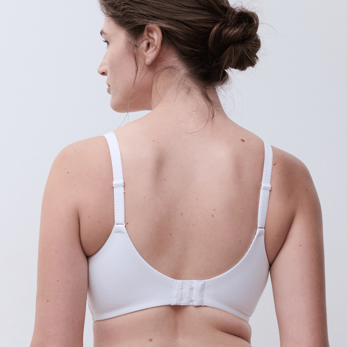 Chantelle EasyFeel Easy support BH uden bøjle, hvid - C915P0 - 010 - White
